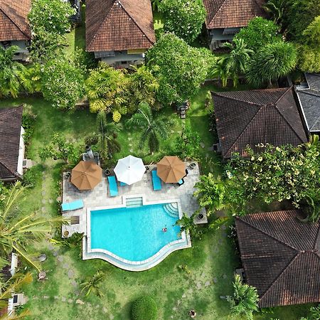 Di Abian Resort Amed Exterior foto